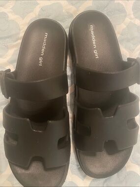 Madden Girl Black Double-Strap Slide Sandals. New